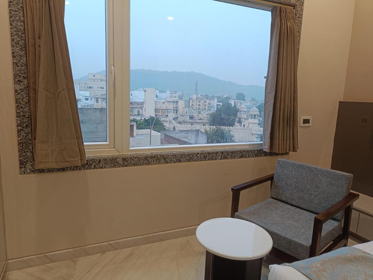 Hotel Shri Anand Dham, Nathdwara - 125 Meters Away From The Temple Bagian luar foto